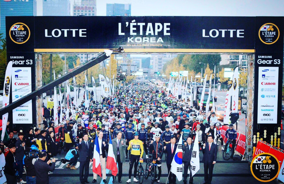 Chris Froome Rides the Etape Korea