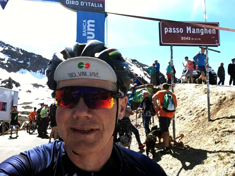 We conquered the arduous climb of the 2,042m Passo Manghen!