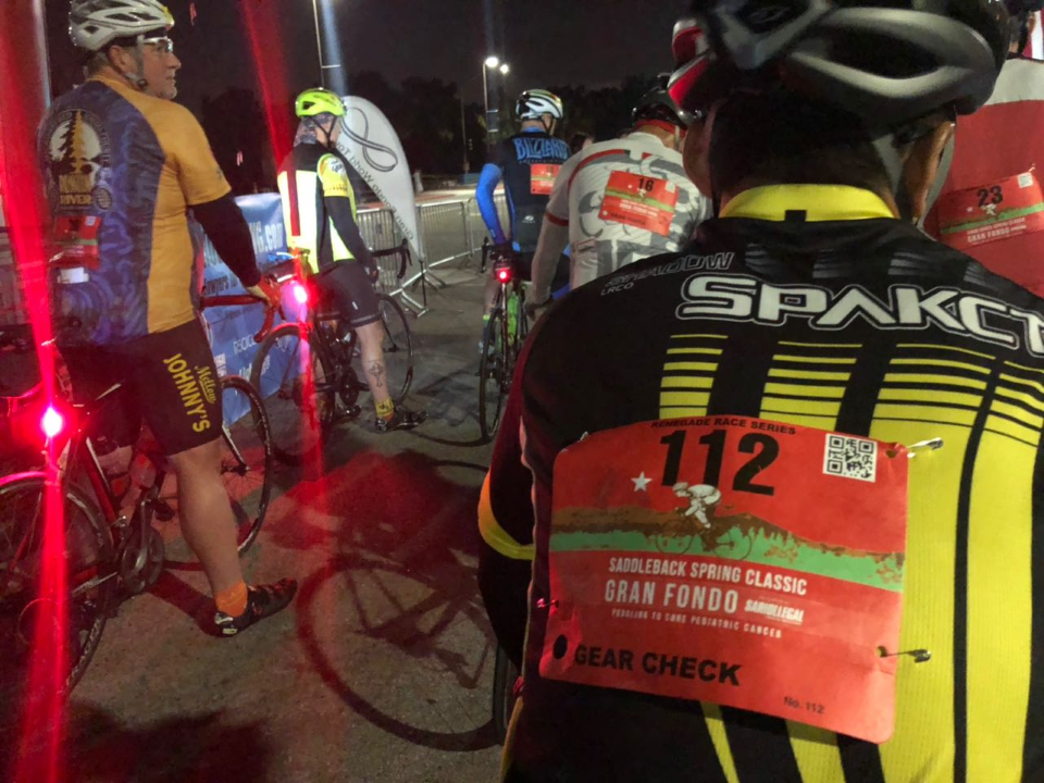 Photo: Riders set off early, at 6 a.m. in the morning