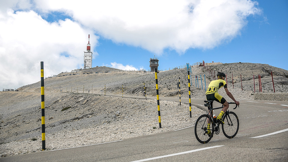 The mythical Mont Ventoux returns to the Tour !