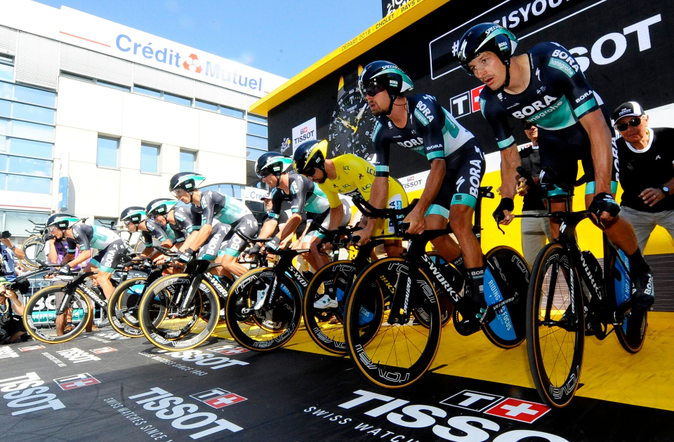 Rafal Majka gains time as Sagan swaps Yellow for Green- © BORA - hansgrohe / Bettiniphoto & VeloImages