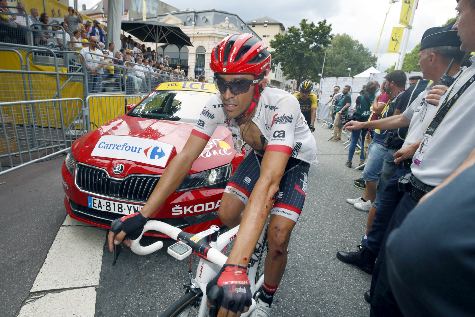 Contador Hits the Tarmac Twice On Crash Marred Stage Nine