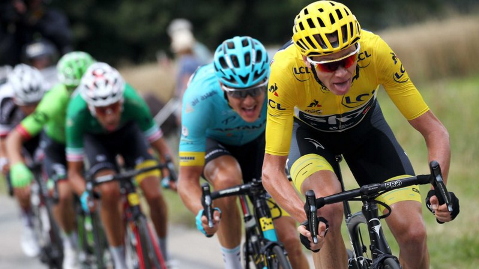 Chris Froome survives French coup attempt at Yellow Jersey