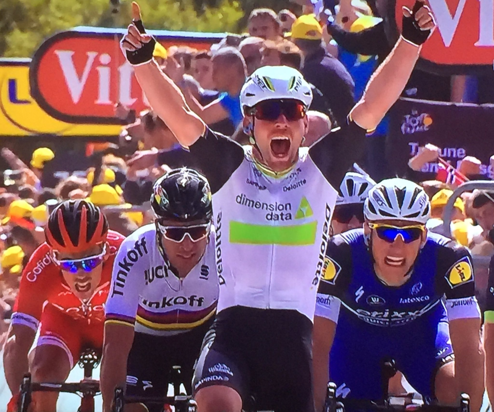 Mark Cavendish Wins Stage 1 of the 2016 Tour De France