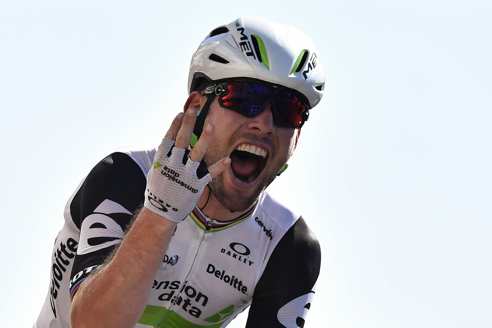 Cavendish Sprints to 4 Stage Wins