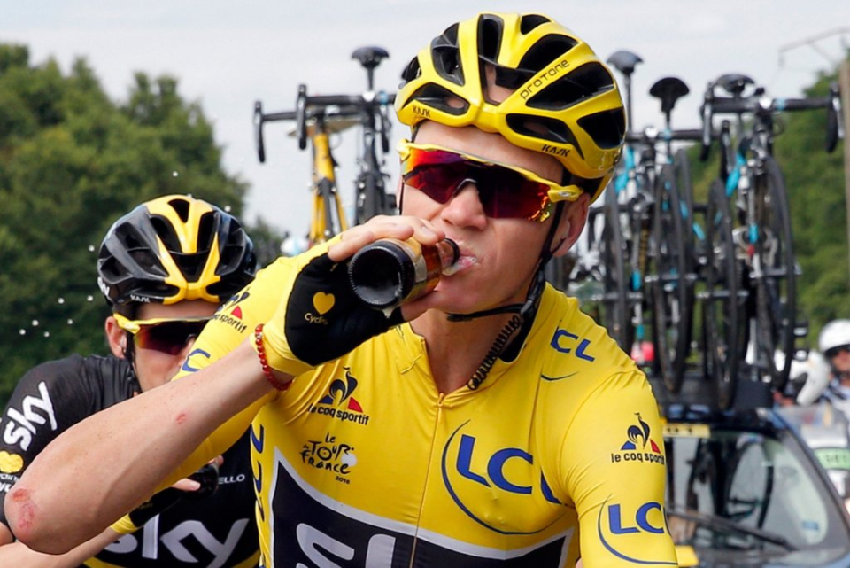 Chris Froome seals third Tour de France victory on Champs-Élysées