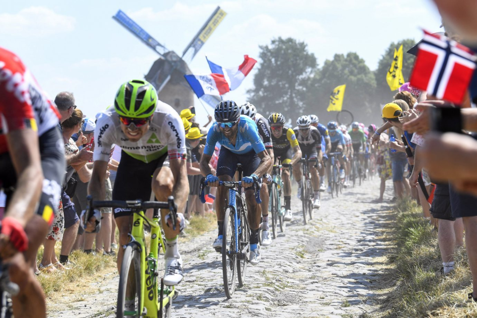 Movistar come out of "Unreal Roubaix" Stage relatively unscathed