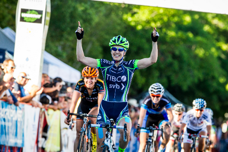 Joanne Kiesanowski nipped Joelle Numainville at the line to win the criterium at the 2014 Cascade Cycling Classic. Photo: Jonathan Devich