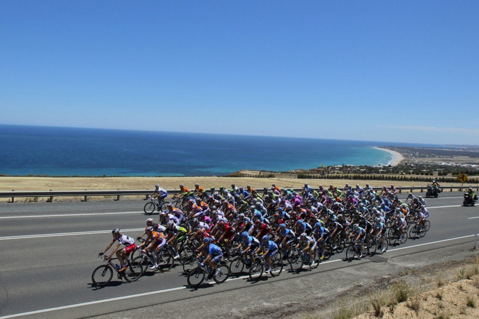 UCI to reduce team sizes to eight in Grand Tours