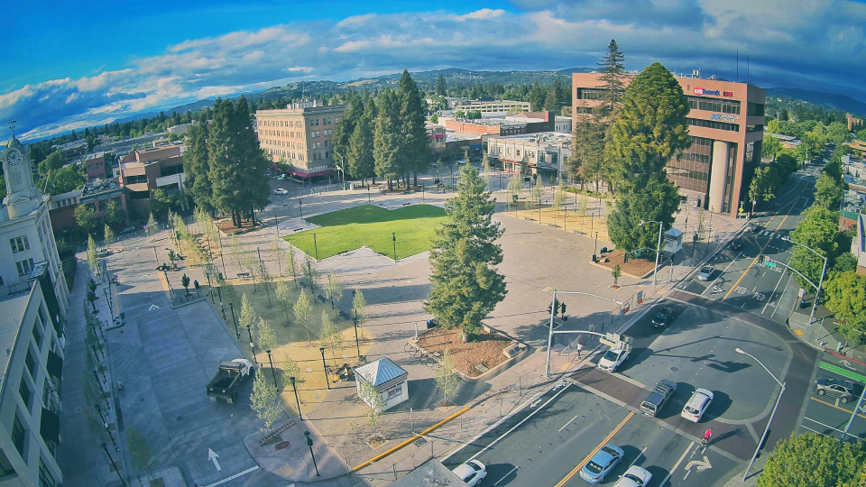 Sonoma VITA takes place right in the heart of downtown Santa Rosa inside the beautifully renovated Old Courthouse Square in Santa Rosa which is 2 acres in size, opens Friday Oct 5th 2018.