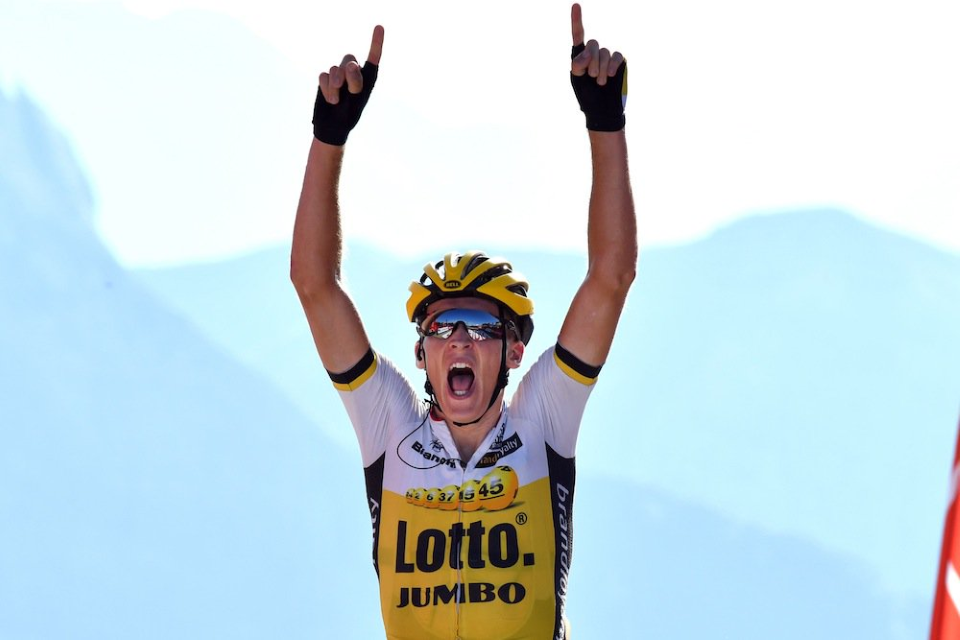 Vuelta Stage 14: Robert Gesink wins on the Abisque, Quintana retains lead
