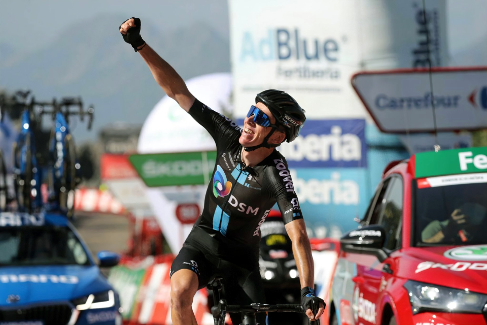 Romain Bardet climbs to stage 14 victory at La Vuelta