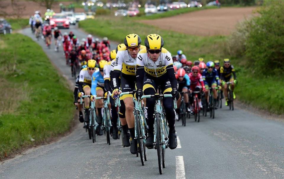 Groenewegen's (LottoNL-Jumbo) team will have to chase for any chance of securing his win